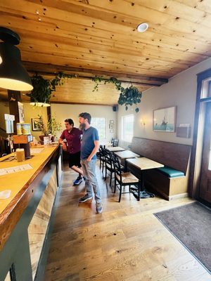 Roughhouse Brewing by null