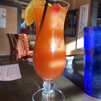 BeachFire Bar & Grille - beach fire punch - Barbeque Near Me - Ogunquit, Maine