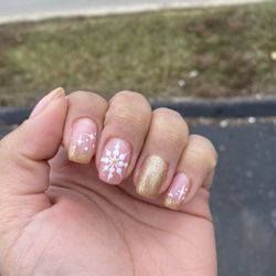 Polished Pretty Nails and Spa
