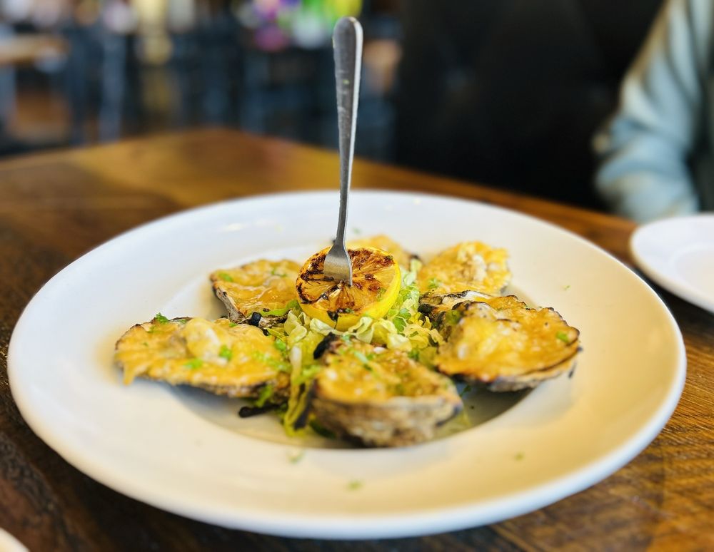 Anaya’s Seafood Scratch Kitchen
