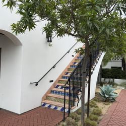View towards room 104, where we stayed and enjoyed it.