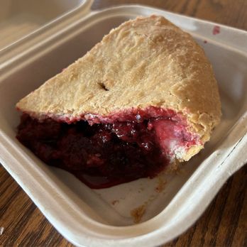 Duarte's Tavern - Olallieberry Pie - American Near Me - Pescadero, California