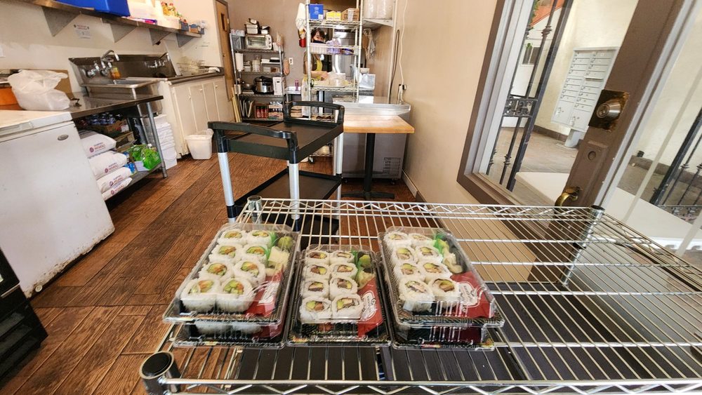 Yoshino Japanese Deli