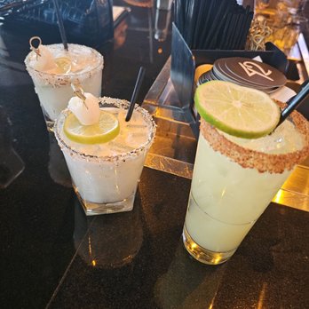 Tap 42 Midtown - Sports Bars Near Me - Miami, Florida