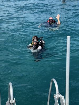 Captain's Corner Dive Center by null