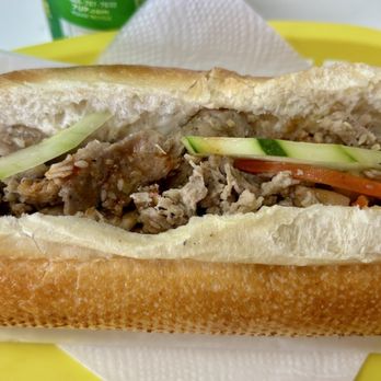 Banh Mi Fresh - Chicken banh mi - Vietnamese Near Me - Happy Valley, Oregon Banh Mi Fresh - Chicken banh mi - Vietnamese Near Me - Happy Valley, Oregon