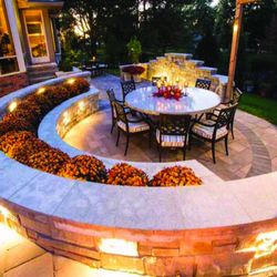 Estrada & Sons Landscape Service - Seating Wall Planter with lighting