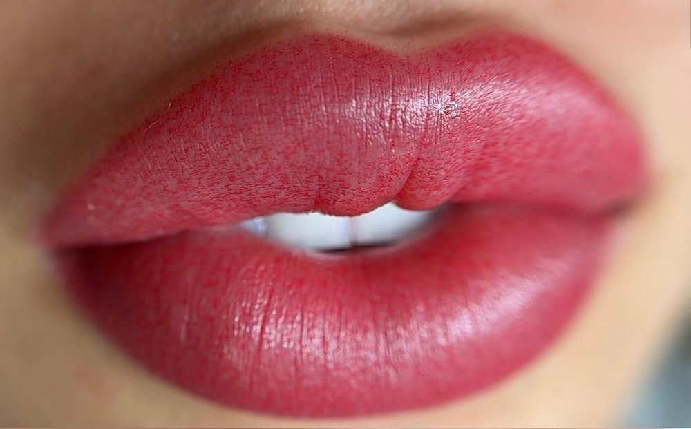 Adriana's Permanent Makeup Logo