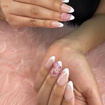 Day Nail Bar - Pink - Nail Salons Near Me - San Jose, California