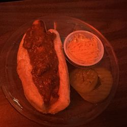 Meister Bar & Grill - Chili dog