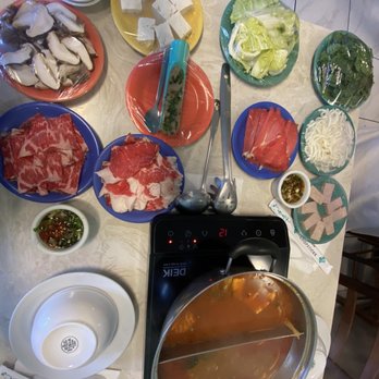 Hot Pot Heaven - Kailua - Korean soup base and Thai soup base - Hot Pot Near Me - Kailua, Hawaii Hot Pot Heaven - Kailua - Korean soup base and Thai soup base - Hot Pot Near Me - Kailua, Hawaii