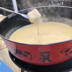 Pro Waldspitz  - Delicious cheese fondue with bread