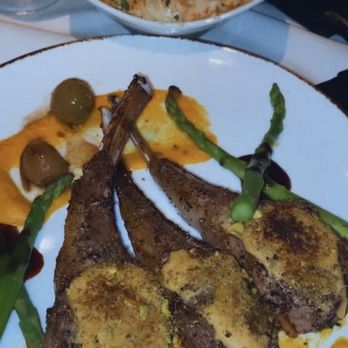 Del Frisco's Double Eagle Steakhouse - Lamb chop rack - Steakhouses Near Me - Dallas, Texas
