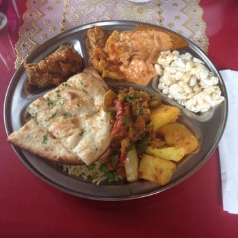 India Palace - Some of the buffet items. Great selection! - Indian Near Me - Alameda, California