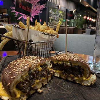 Nusr-Et Steakhouse - Burger - Steakhouses Near Me - Miami, Florida Nusr-Et Steakhouse - Burger - Steakhouses Near Me - Miami, Florida