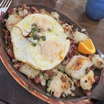 The Breakfast Club at Midtown - Corned Beef Hash - Breakfast & Brunch Near Me - Lafayette, California The Breakfast Club at Midtown - Corned Beef Hash - Breakfast & Brunch Near Me - Lafayette, California