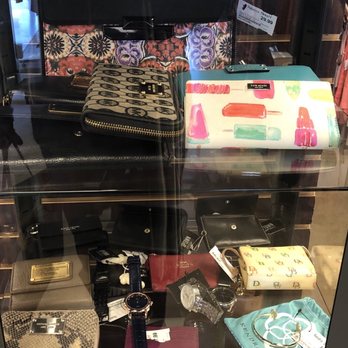 Uptown Cheapskate - Wallets, 12.22.2018. - Used, Vintage & Consignment Near Me - Rockville, Maryland
