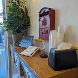 Pastasciutta - Cute feedback station when you enter