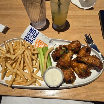 Dave & Buster's Orlando - Bone in wings + the play card combo - American Near Me - Orlando, Florida Dave & Buster's Orlando - Bone in wings + the play card combo - American Near Me - Orlando, Florida