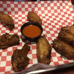Choctaw Casino - McAlester - Bone in wings $10, 4.5/5