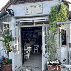 Köşe Kahve - Super nice staff, lovely atmosphere and delicious desserts