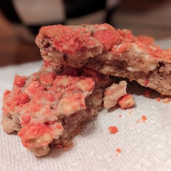 Mimi's Treats - Strawberry Shortcake - Desserts Near Me Mimi's Treats - Strawberry Shortcake - Desserts Near Me
