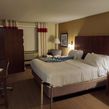 Four Points by Sheraton Charleston - Nice room - Hotels Near Me - Charleston, West Virginia Four Points by Sheraton Charleston - Nice room - Hotels Near Me - Charleston, West Virginia
