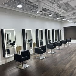 EKSKLUZIV SALON - Clinic Floor