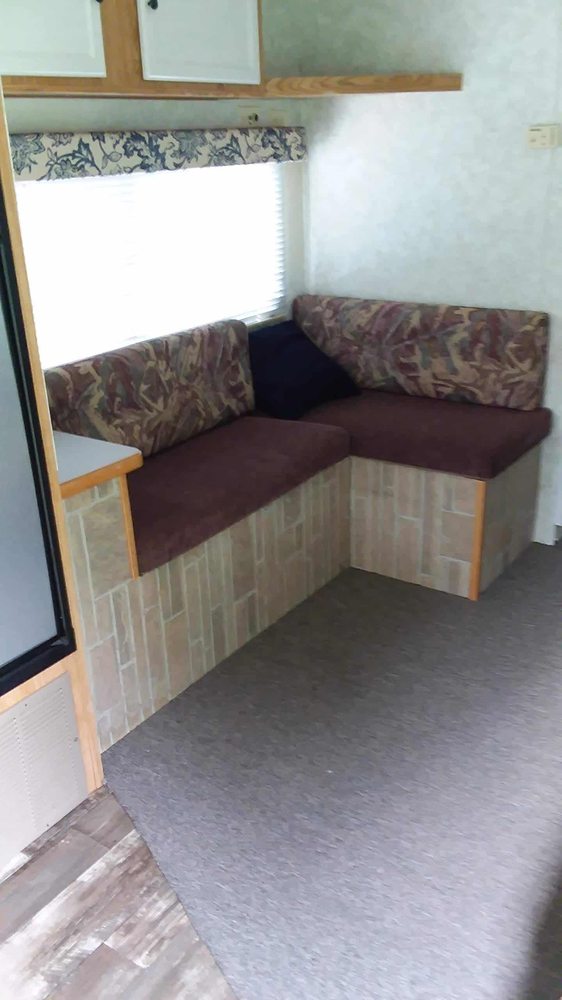 Slide of Bob's Mobile RV Service