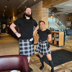 Rianne and Ian were great to take a picture for me.
