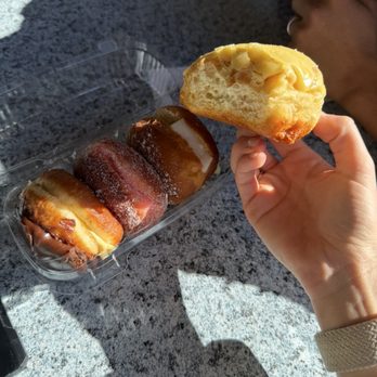 Punalu'u Bake Shop  - Bakeries Near Me - Naalehu, Hawaii