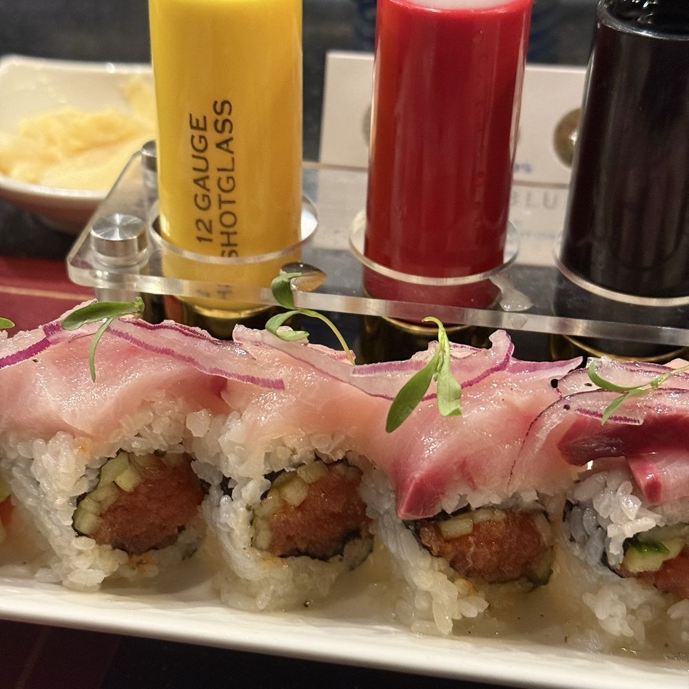 Nara Restaurant & Sake Bar - Golden gate roll - Japanese Near Me - San Francisco, California Nara Restaurant & Sake Bar - Golden gate roll - Japanese Near Me - San Francisco, California