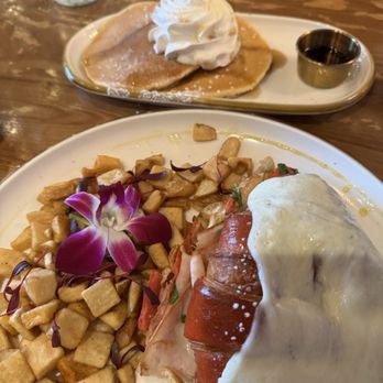 Bistrology - Creamy brie turkey. Picture after I cut a piece of croissant. - Breakfast & Brunch Near Me - Miramar Beach, Florida Bistrology - Creamy brie turkey. Picture after I cut a piece of croissant. - Breakfast & Brunch Near Me - Miramar Beach, Florida