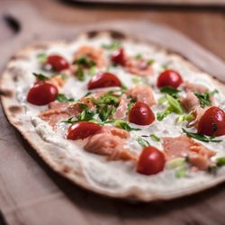 Jesuitenschloss-Restaurant - Flammkuchen aus unserem Holzofen