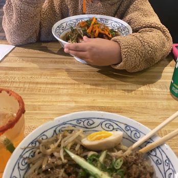 Moms - Tan tan noodles - Japanese Near Me - Hilo, Hawaii