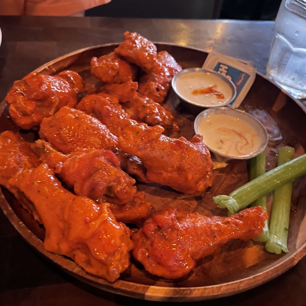 Federal Pizza - FEDERAL WINGS - Pizza Near Me - Phoenix, Arizona Federal Pizza - FEDERAL WINGS - Pizza Near Me - Phoenix, Arizona