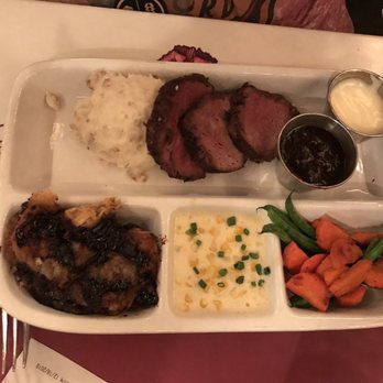 Carnation Cafe - Walt's TV dinner - American Near Me - Anaheim, California Carnation Cafe - Walt's TV dinner - American Near Me - Anaheim, California