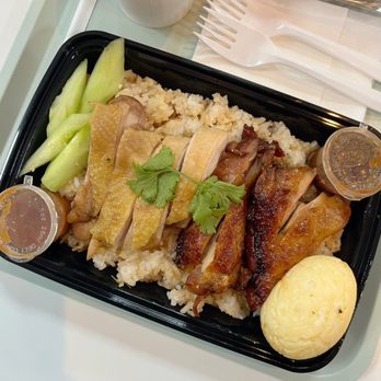 Gai Kitchen - Mixed Steamed and Roasted Chicken with Ginger Garlic Rice - Thai Near Me - New York, New York