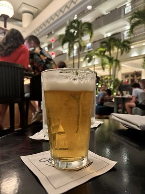 Botero Lounge by null