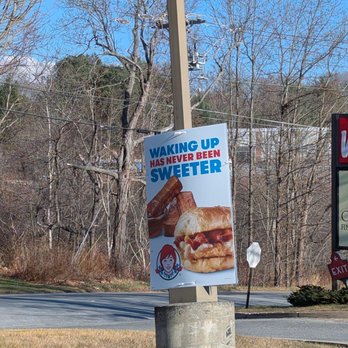 Wendy's - Fast Food Near Me - Torrington, Connecticut