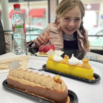 La Petite Marquise - Bakeries Near Me - Paris, 75 La Petite Marquise - Bakeries Near Me - Paris, 75