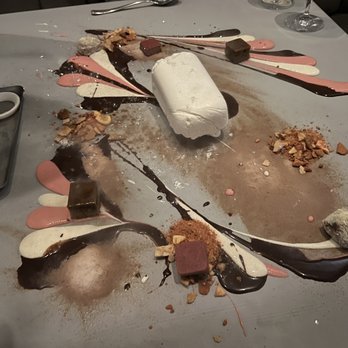 Alinea - New American Near Me - Chicago, Illinois Alinea - New American Near Me - Chicago, Illinois