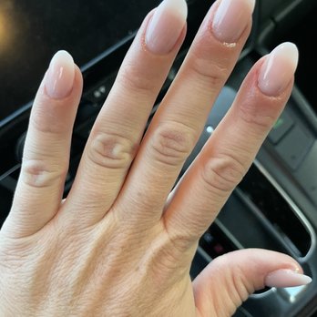 Em nails spa - Powder dip with tips by Lana - Eyelash Service Near Me - Montrose, California