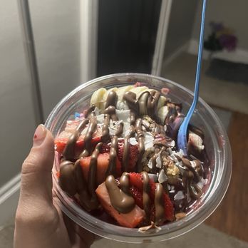 Playa Bowls - Nutella Acai Bowl - Juice Bars & Smoothies Near Me - Dayton, Ohio