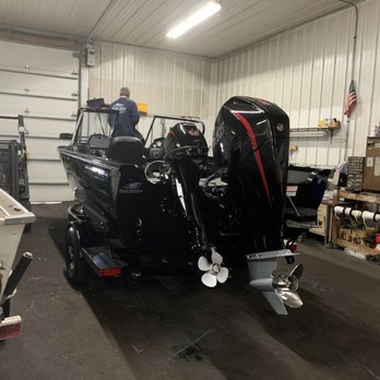Basa's Marine - Boat Dealers Near Me - Bolingbrook, Illinois