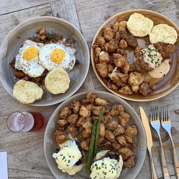 Beach House - Country fried chicken, beach house hash, steak Benedict - Bars Near Me - Pompano Beach, Florida
