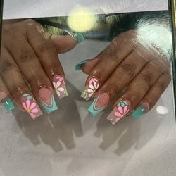 42nd St Nails and Day Spa