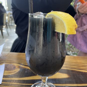 Eureka! - Charcoal Lemonade - American Near Me - Clovis, California