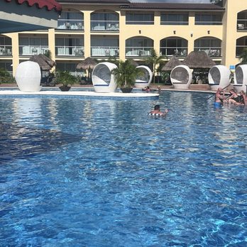 Sandos Playacar - Pool by the 9000 building - Hotels Near Me - Playacar, ROO