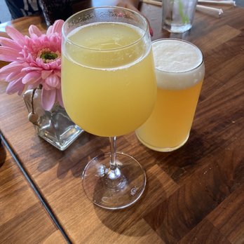 Barking Mad Cafe - Pineapple Mimosa and Hazy Ale Beer - Coffee & Tea Near Me - Gaithersburg, Maryland